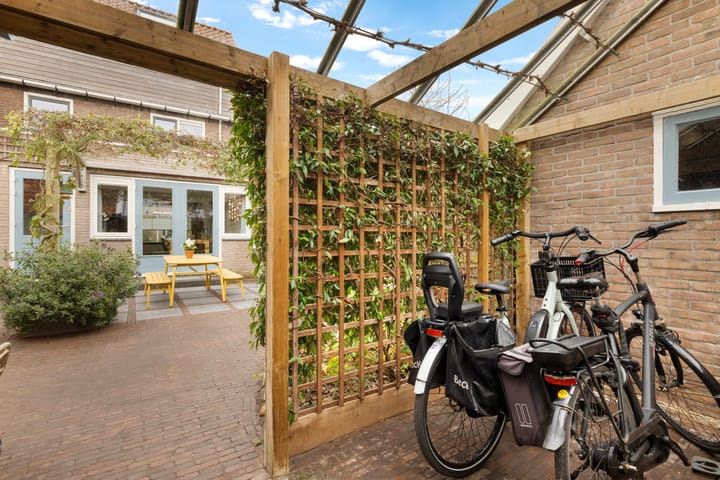 Foto 18 van Zuster Bloemstraat 21