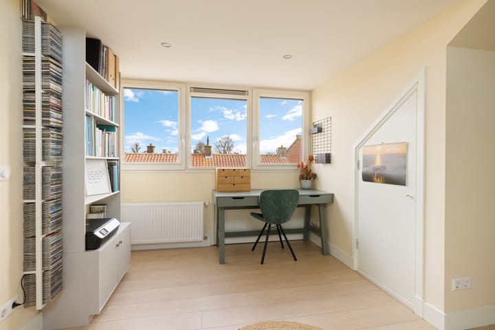 Foto 37 van Zuster Bloemstraat 21