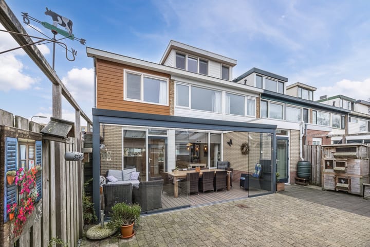 Photo 47 of Gravenstein 24