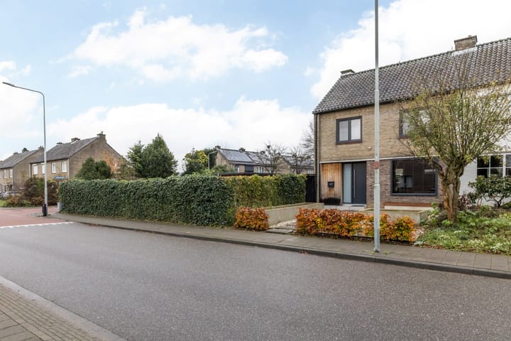 Photo 66 of Geleenstraat 23