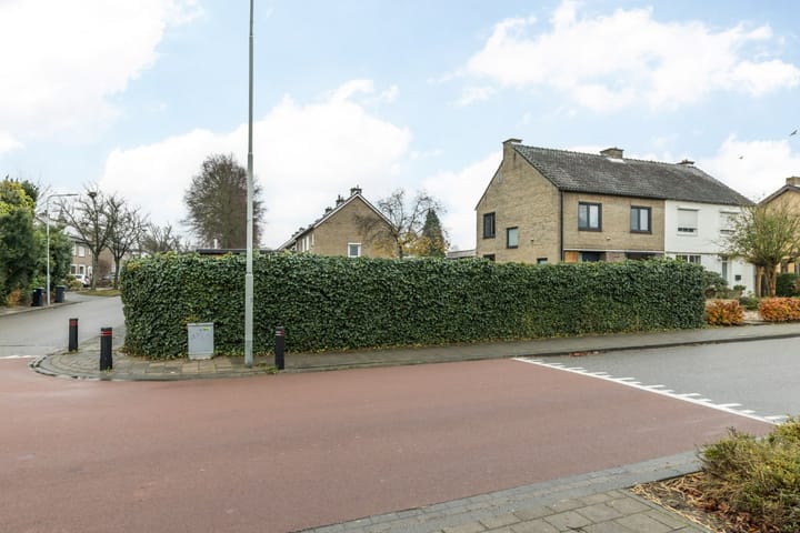 Photo 67 of Geleenstraat 23