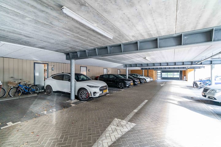 Foto 4 van Glenn Millerstraat 98