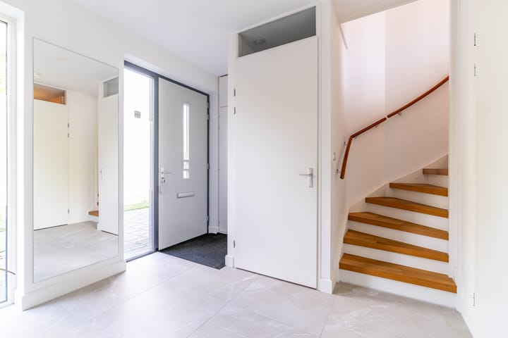 Foto 9 van Glenn Millerstraat 98