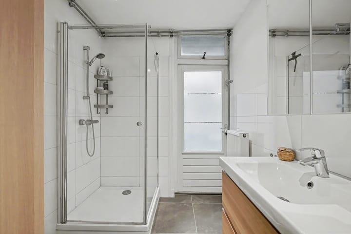 Foto 18 van Paramaribostraat 72