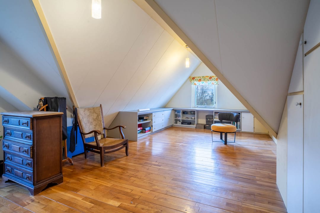 Foto 17 van Spoorstraat 12