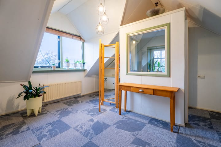 Photo 21 of Spoorstraat 12