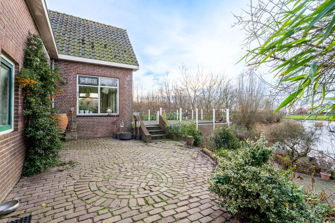 Foto 26 van Spoorstraat 12