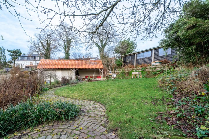 Photo 29 of Spoorstraat 12