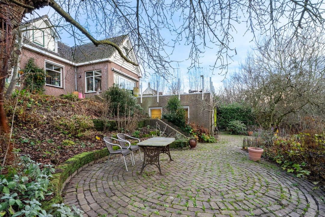 Foto 32 van Spoorstraat 12