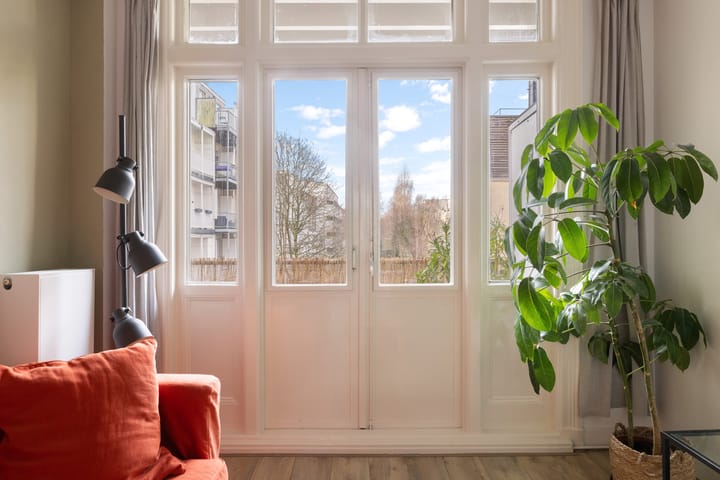 Foto 4 van Tweede Van der Helststraat 6-2