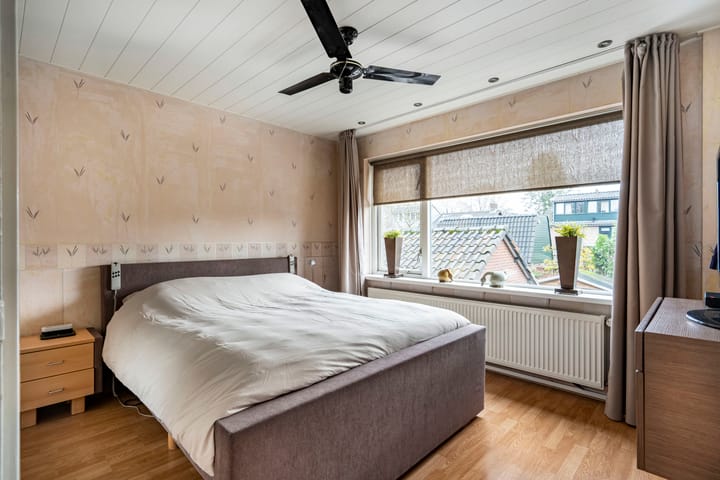 Foto 10 van Robert Kochlaan 24