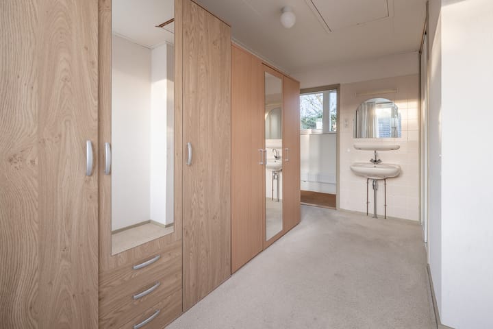 Foto 24 van Johan de Wittlaan 15