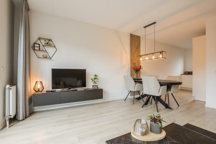 Foto 13 van Bronforel 5