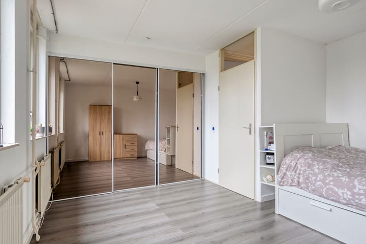 Foto 18 van Brederodeweg 4