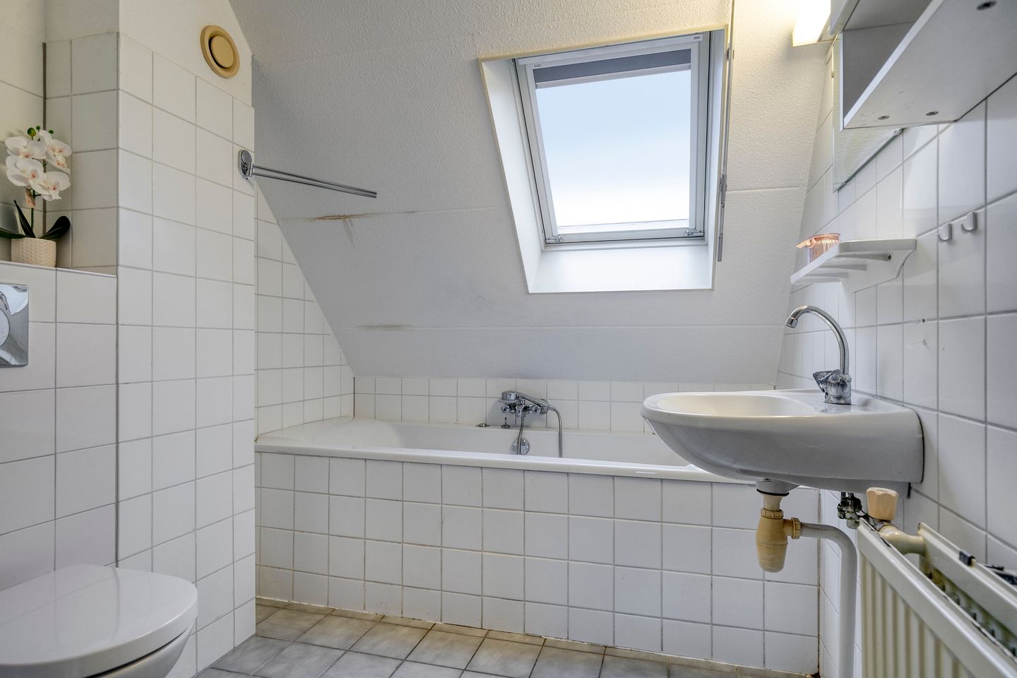 Photo 19 of Brederodeweg 4