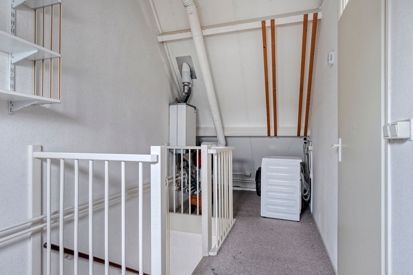 Photo 25 of Brederodeweg 4