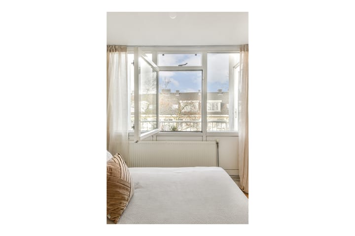 Photo 18 of President Brandstraat 174