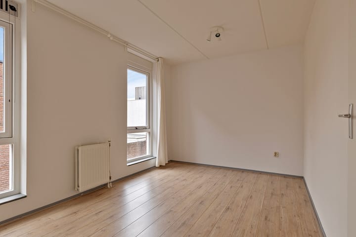 Foto 16 van Tjeukemeerhof 4