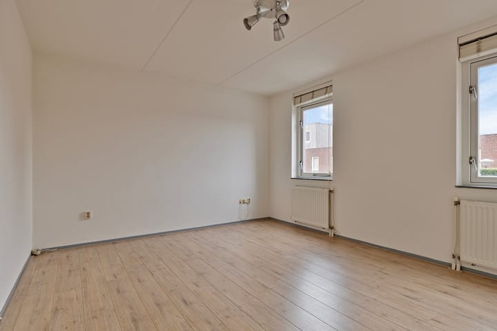 Foto 19 van Tjeukemeerhof 4