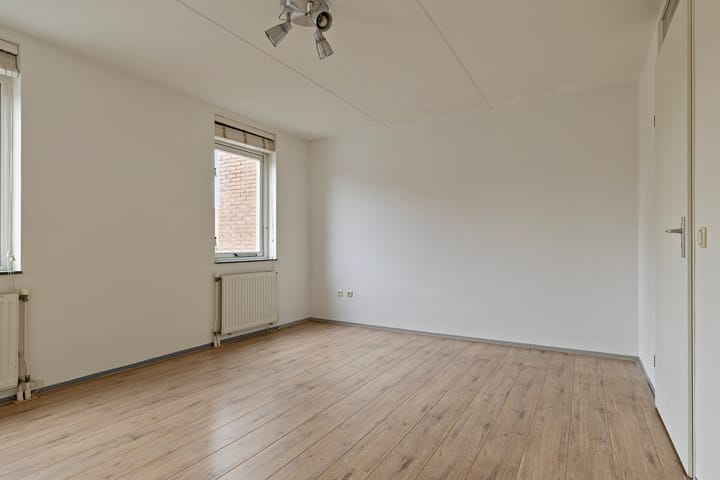 Foto 20 van Tjeukemeerhof 4