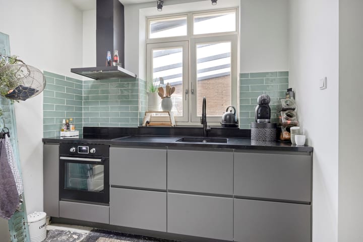 Photo 3 of Baardwijksestraat 2