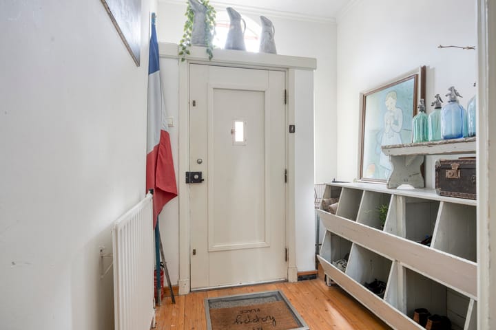 Photo 6 of Baardwijksestraat 2