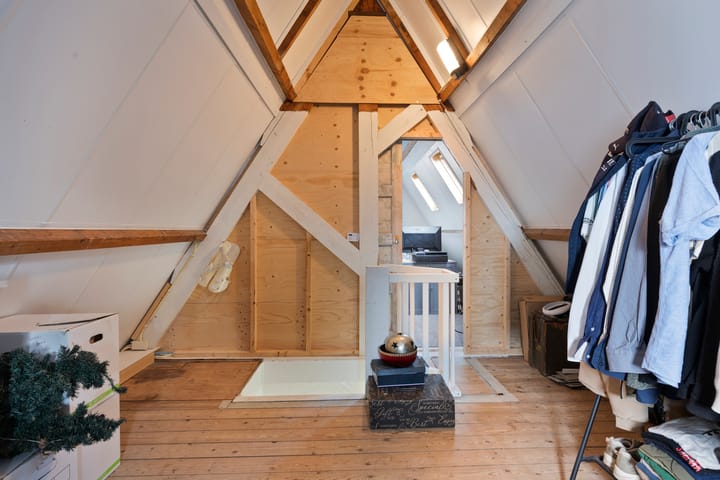 Photo 24 of Baardwijksestraat 2