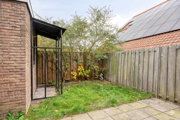 Photo 27 of Baardwijksestraat 2