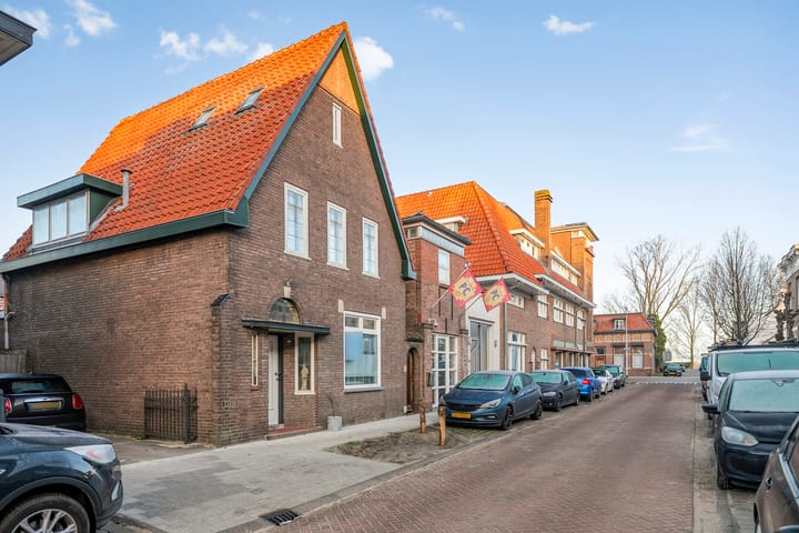 Photo 29 of Baardwijksestraat 2