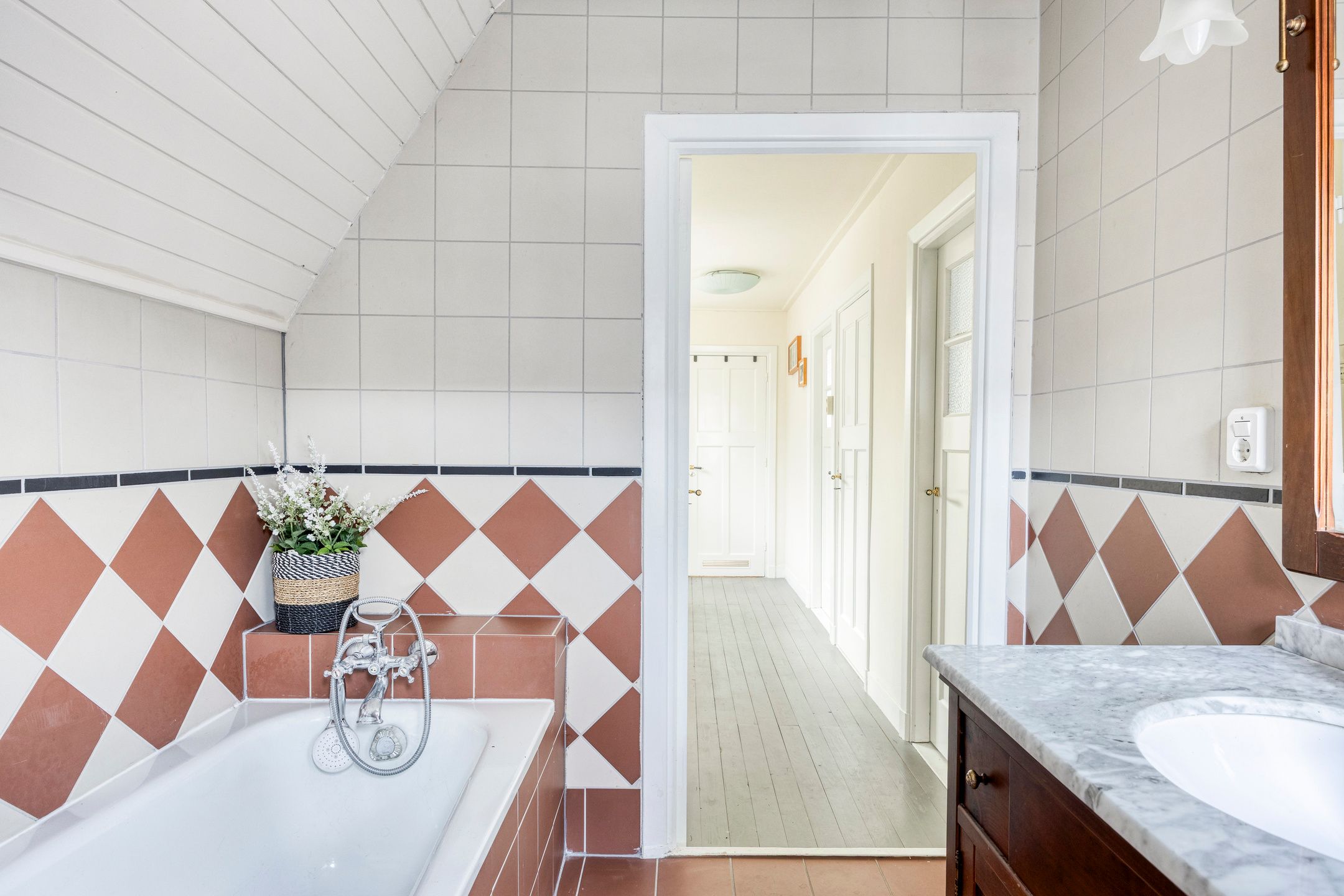 Foto 21 van Baardwijksestraat 2