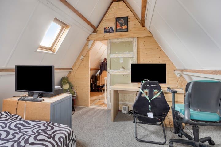 Photo 26 of Baardwijksestraat 2