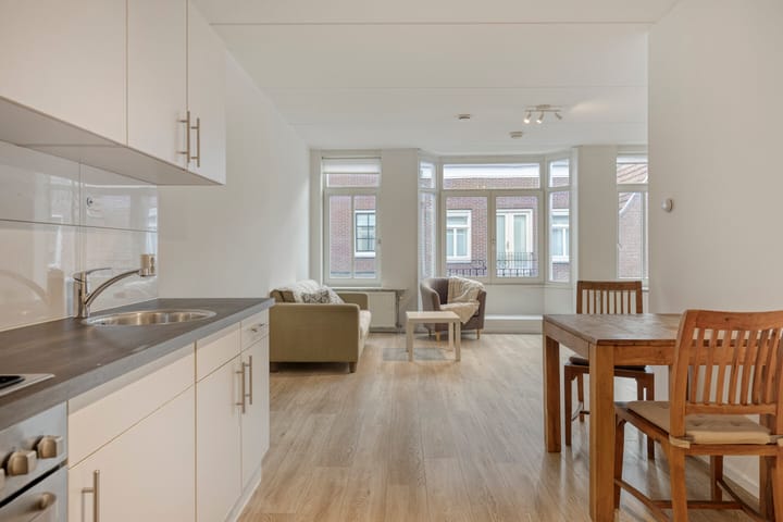 Photo 3 of Koningsweg 74-B