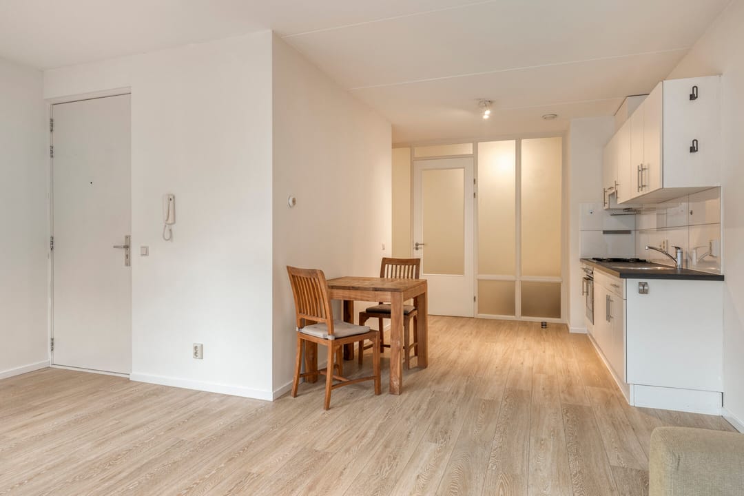 Photo 11 of Koningsweg 74-B