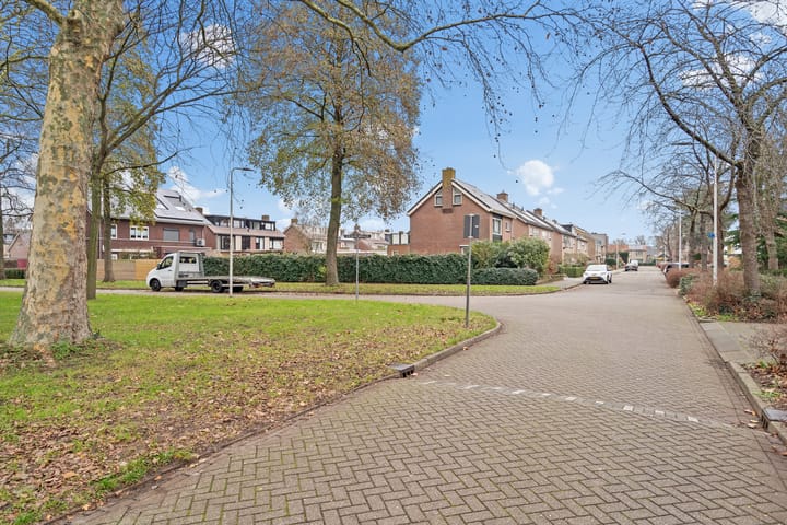 Foto 61 van Prins Bernhardlaan 25