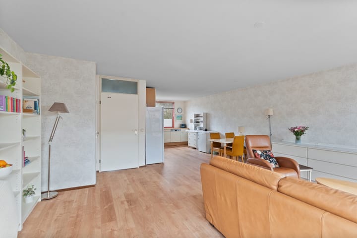 Foto 2 van Simon van Collemstraat 56