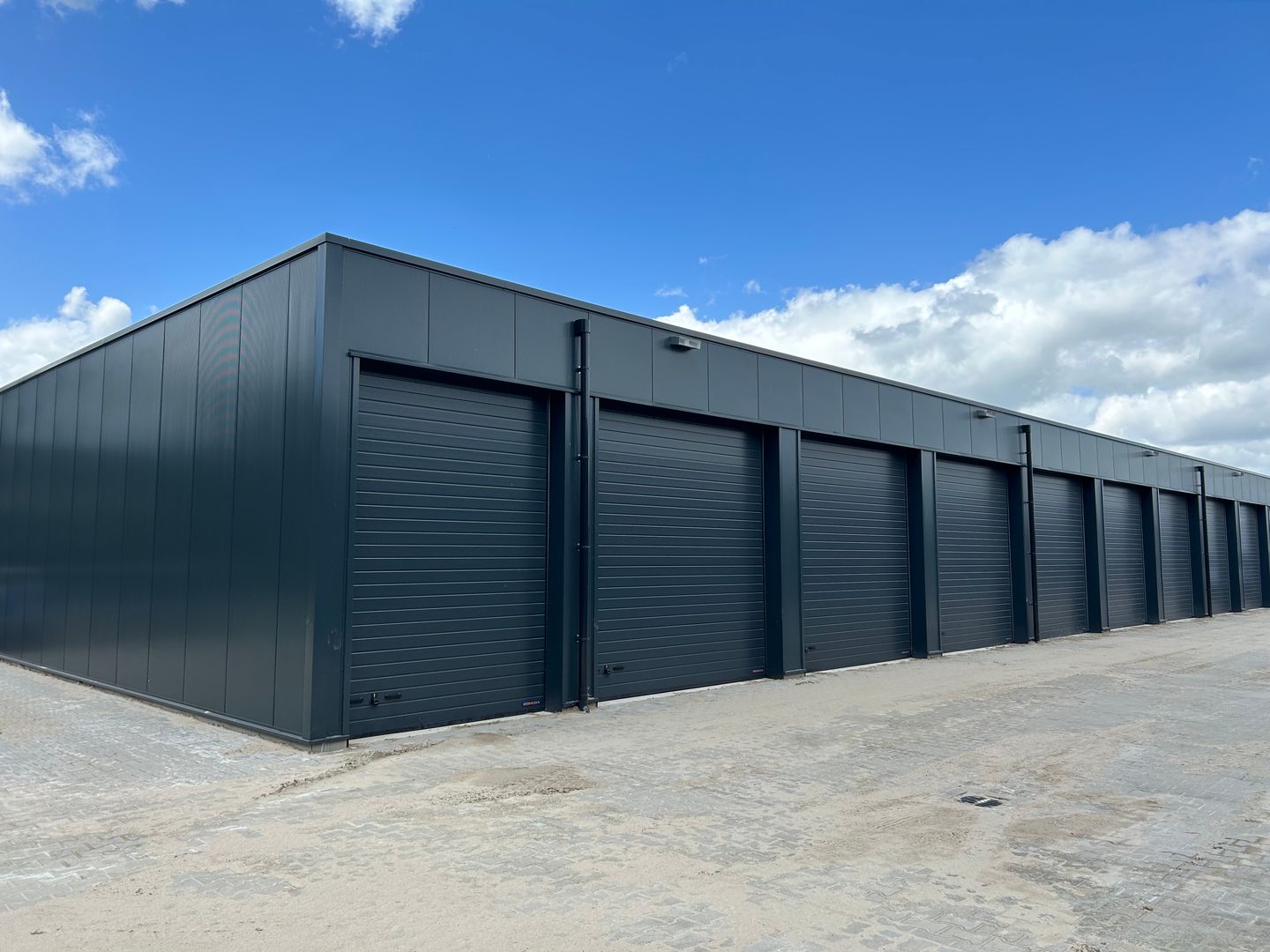 Bekijk foto 1 van Beneluxweg 216-A26