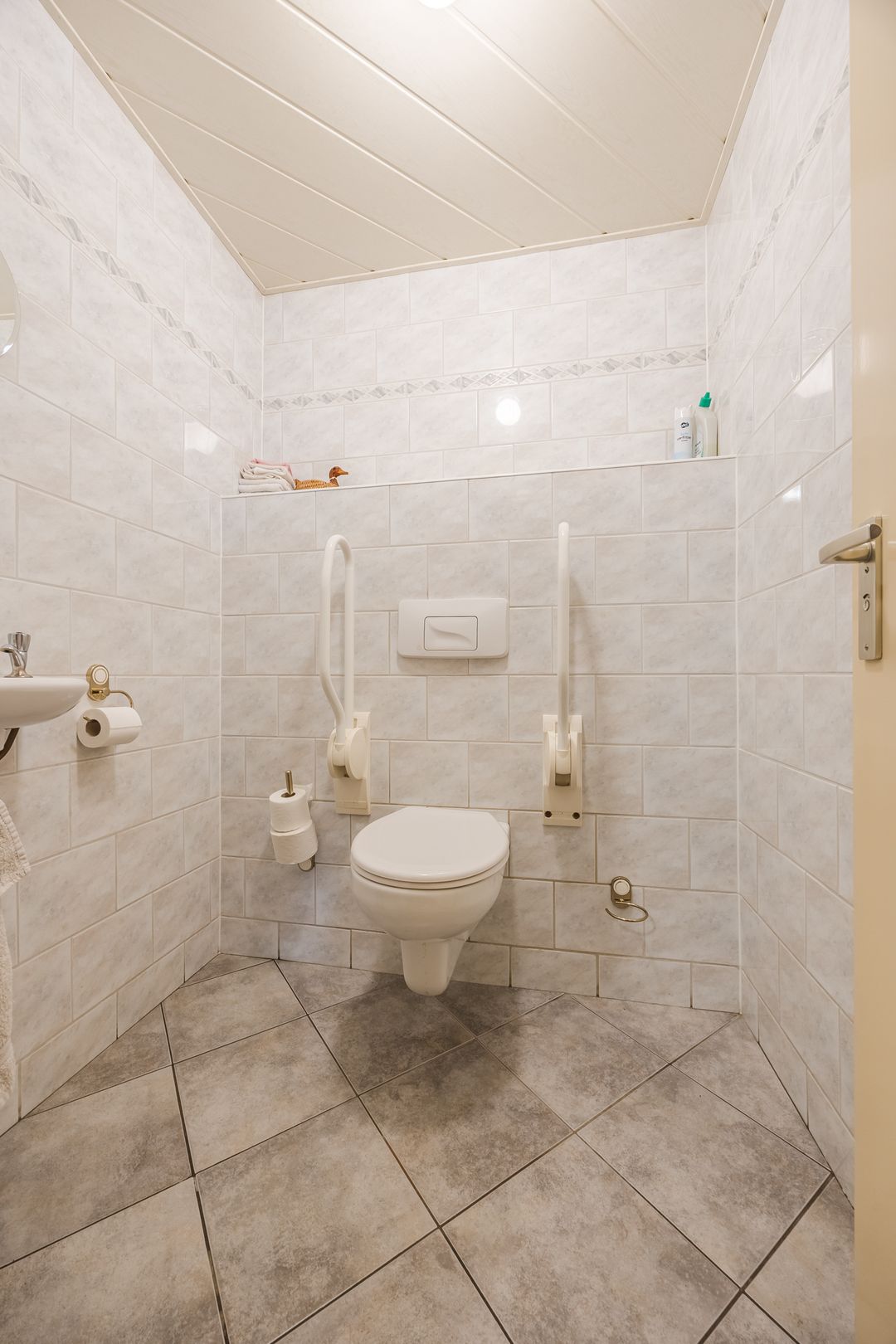 Foto 17 van Luiten Ambachtstraat 37