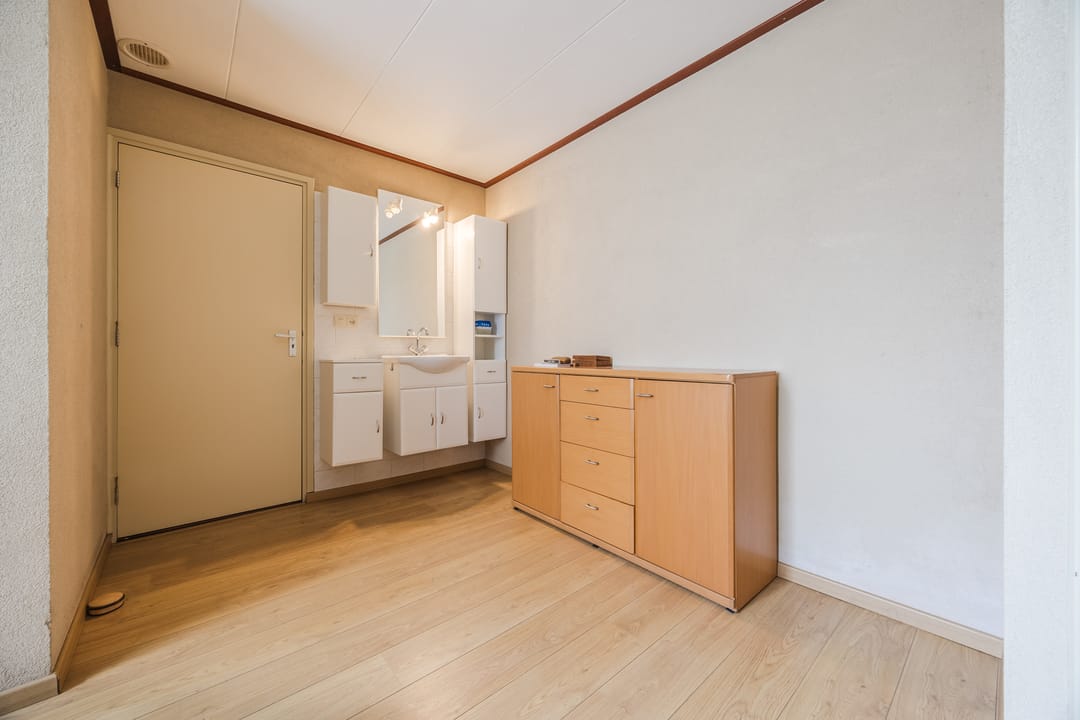 Foto 23 van Luiten Ambachtstraat 37