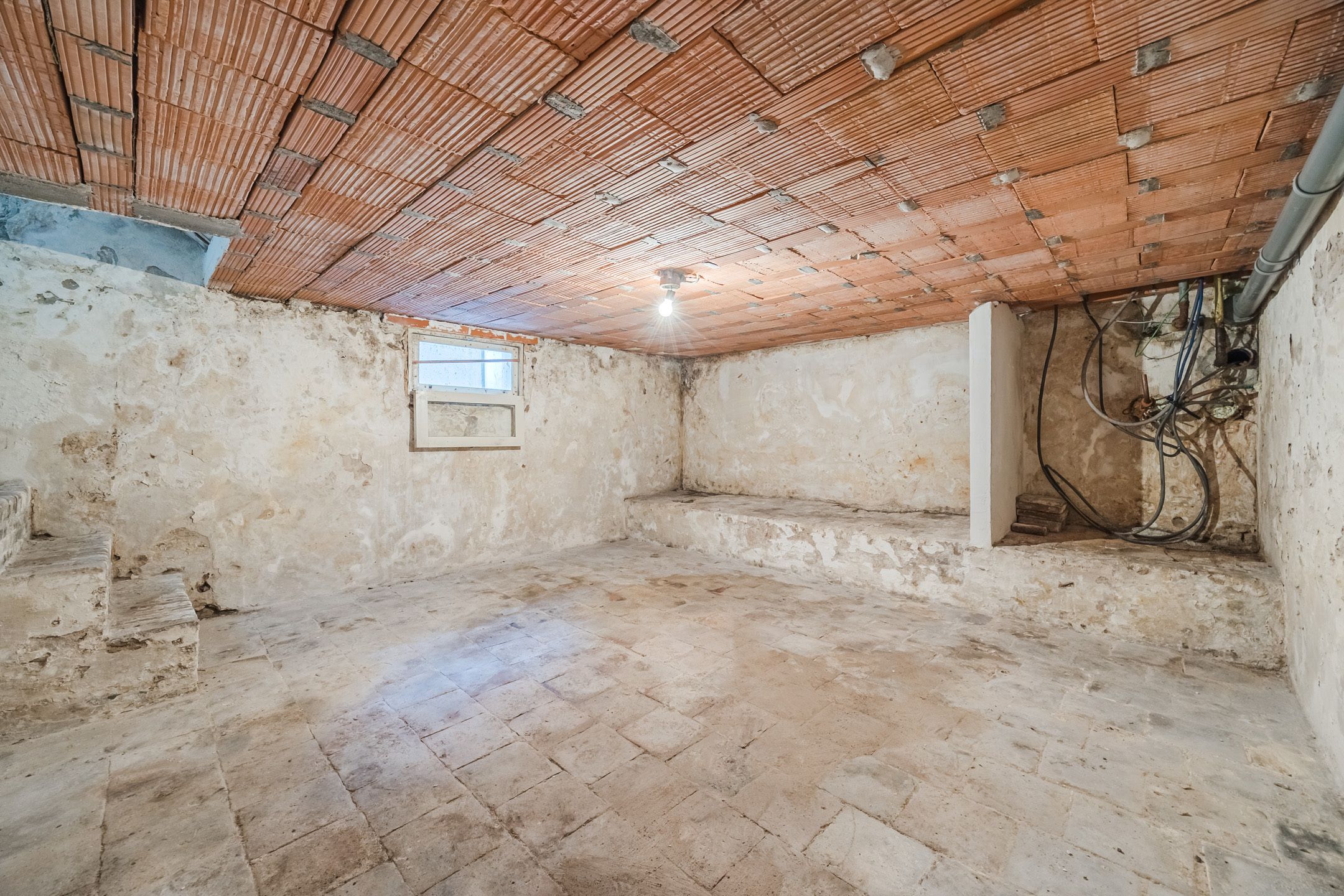 Foto 30 van Luiten Ambachtstraat 37