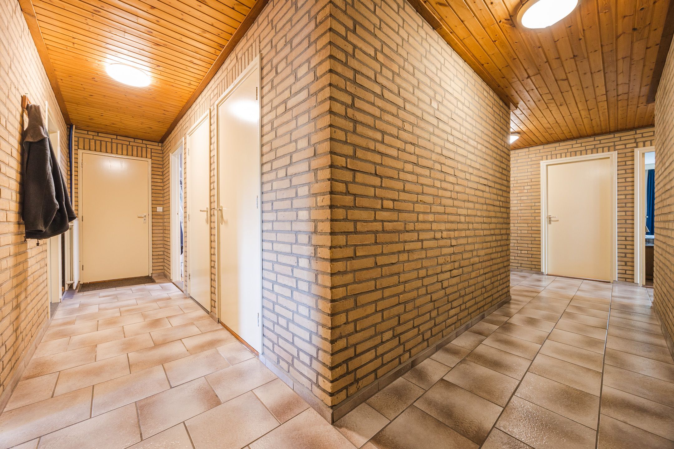 Foto 33 van Luiten Ambachtstraat 37