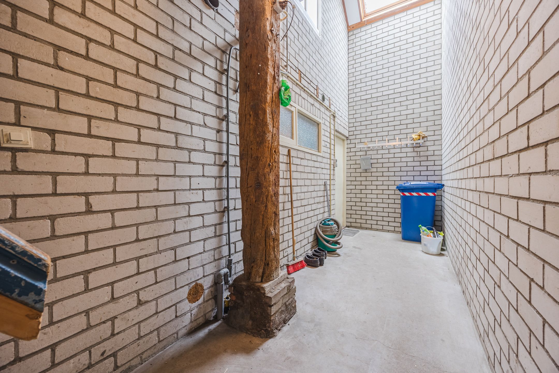 Foto 36 van Luiten Ambachtstraat 37