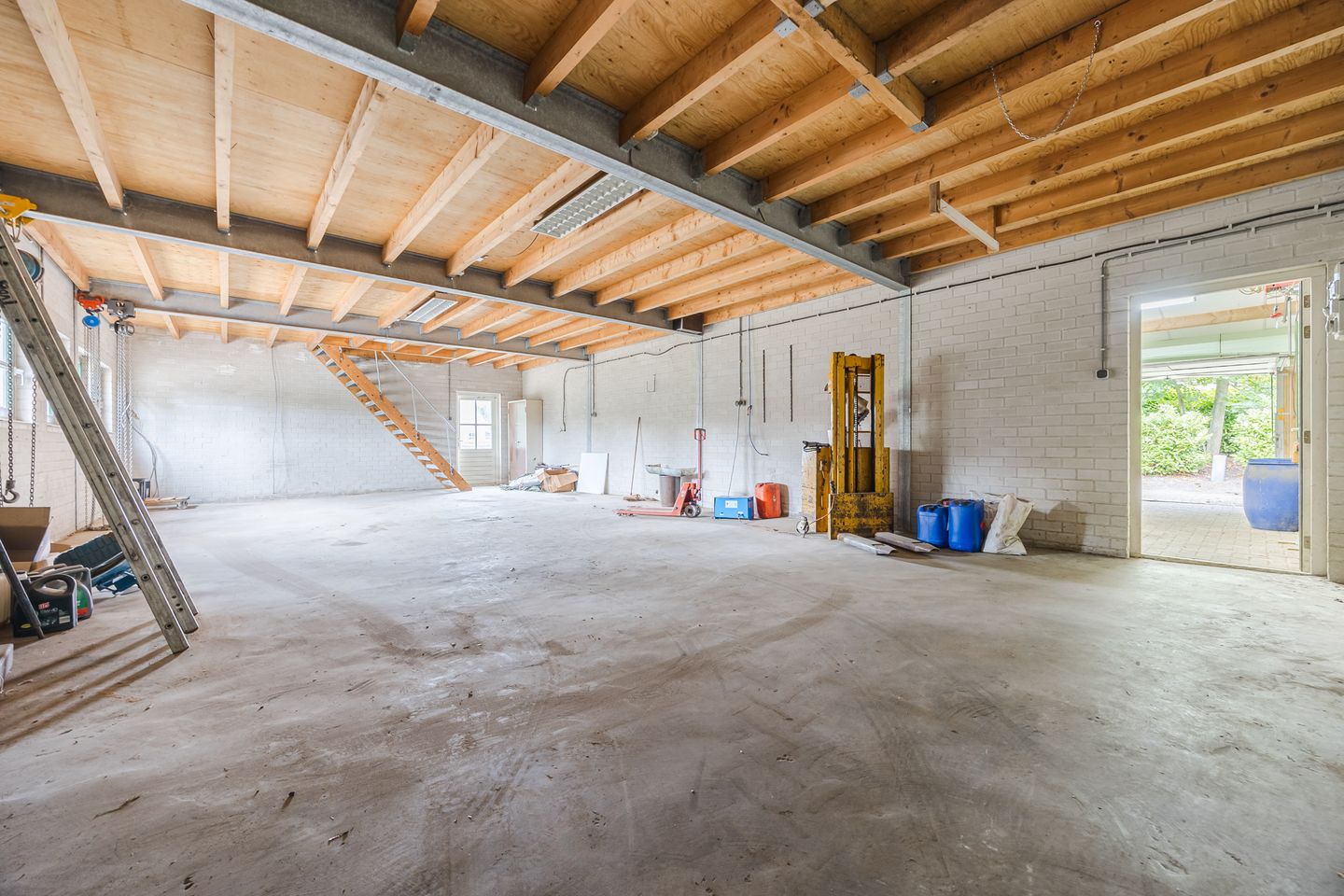 Foto 50 van Luiten Ambachtstraat 37