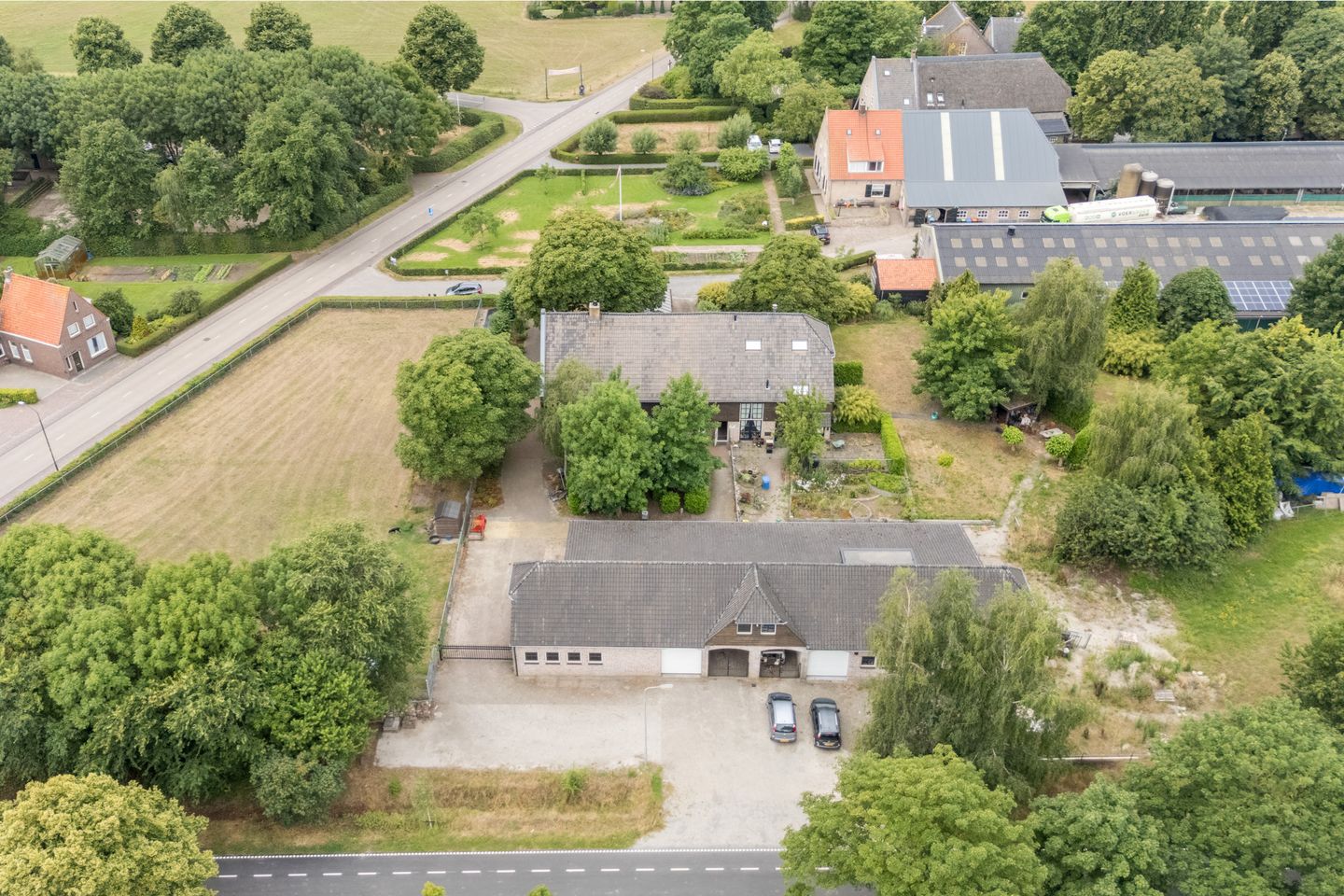 Foto 65 van Luiten Ambachtstraat 37