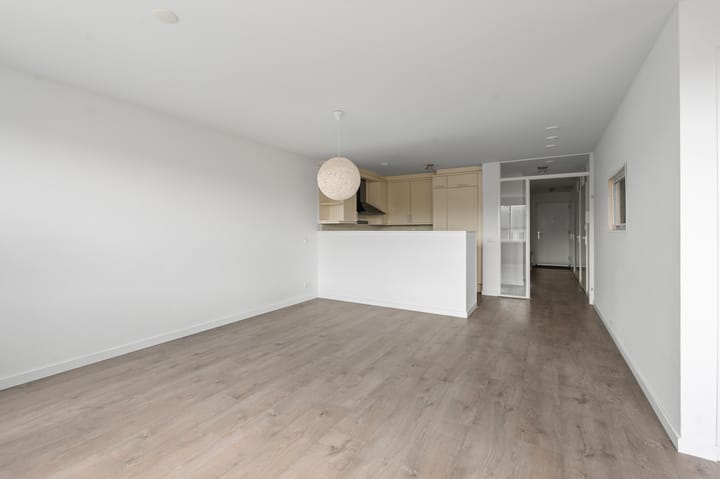 Photo 8 of Osdorper Ban 90-A31