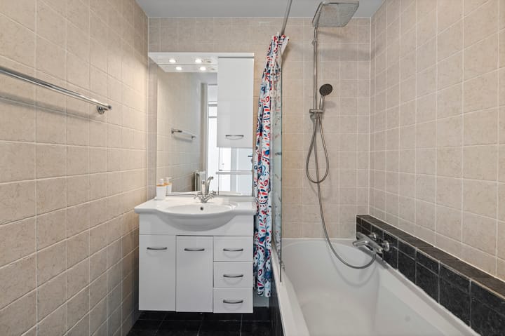 Photo 11 of Osdorper Ban 90-A31