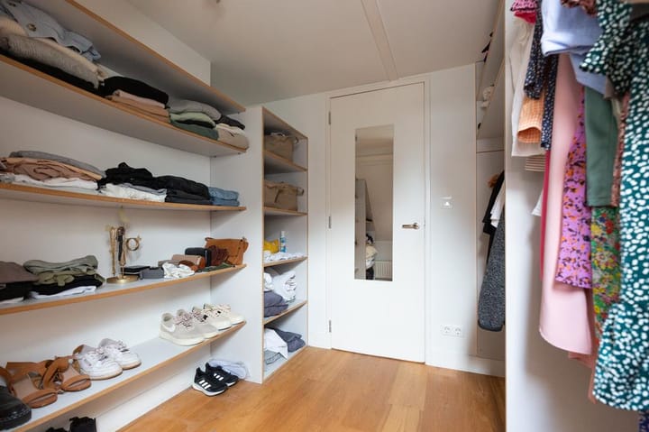 Photo 18 of Ferdinand Bolstraat 66-3