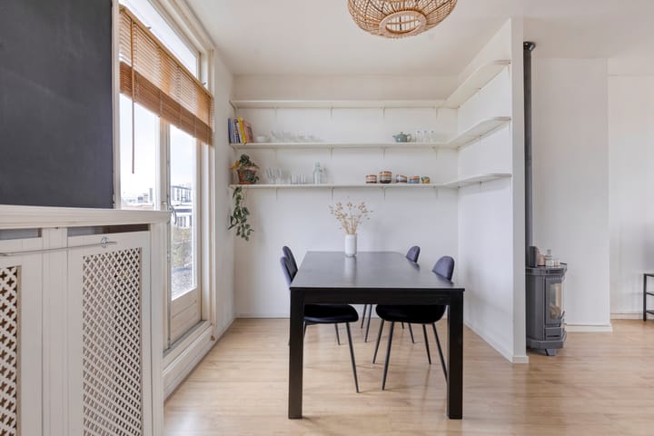 Photo 8 of Frans van Mierisstraat 22-A