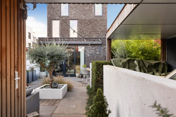 Foto 25 van Werf van Montan 2