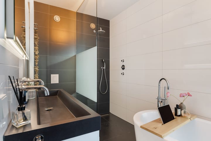 Foto 32 van Werf van Montan 2