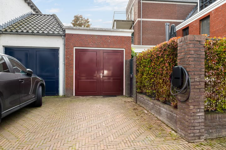 Photo 83 of L. Rotgansstraat 2